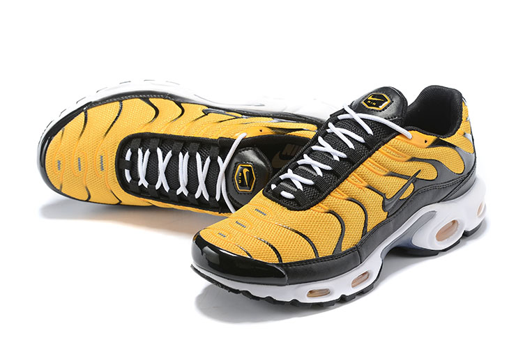 Men Nike Air Max PLUS Yellow Black White